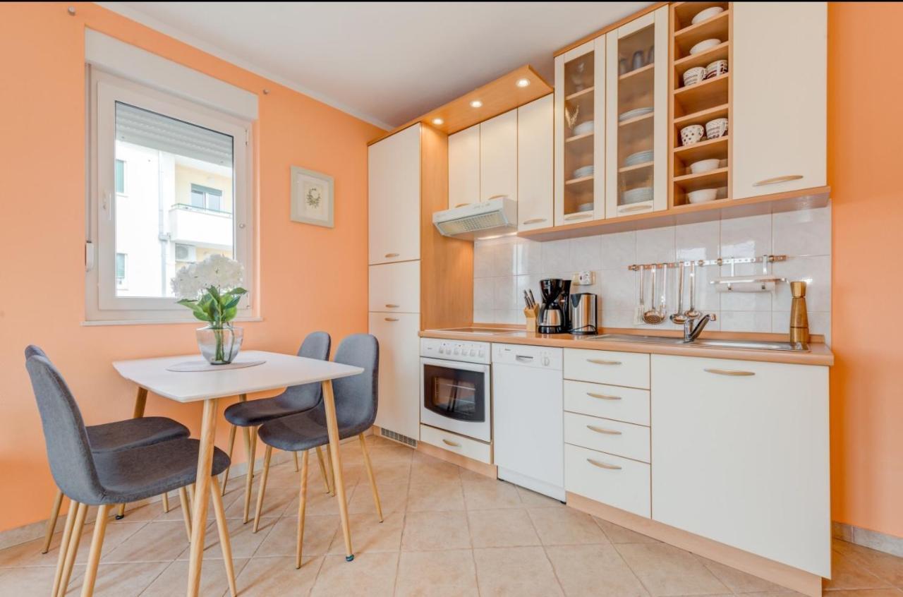 The Best Old Town View Apartment, 5 Min Walk, Parking Trogir Exterior photo