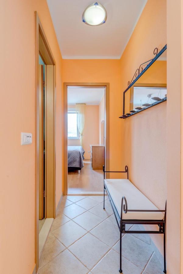 The Best Old Town View Apartment, 5 Min Walk, Parking Trogir Exterior photo